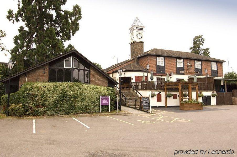 Crossroads By Chef & Brewer Collection Hotel Weedon Bec Eksteriør billede