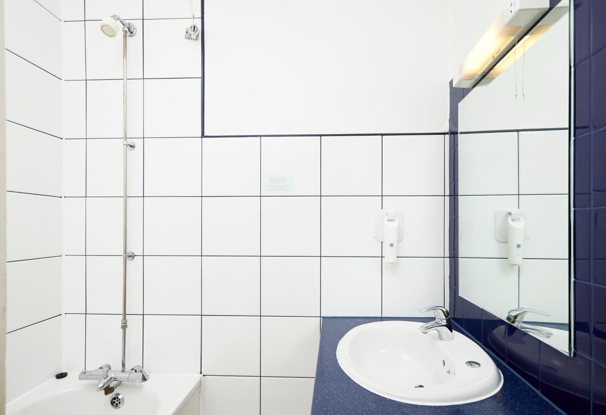 Crossroads By Chef & Brewer Collection Hotel Weedon Bec Eksteriør billede